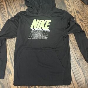 Boys NIKE long sleeved hooded tee